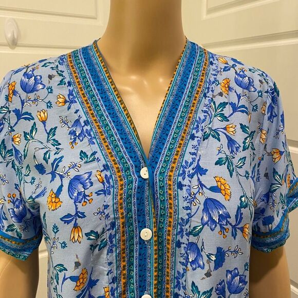 Women's Button Down Floral Dress. Blue. Small. Lightweight. Comfy. ResortWear. - Picture 11 of 15